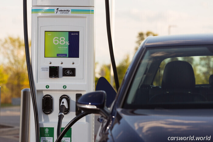 Il Canada torna sui suoi passi sull'obbligo per i veicoli elettrici in mezzo alla guerra commerciale con gli Stati Uniti | Carscoops
